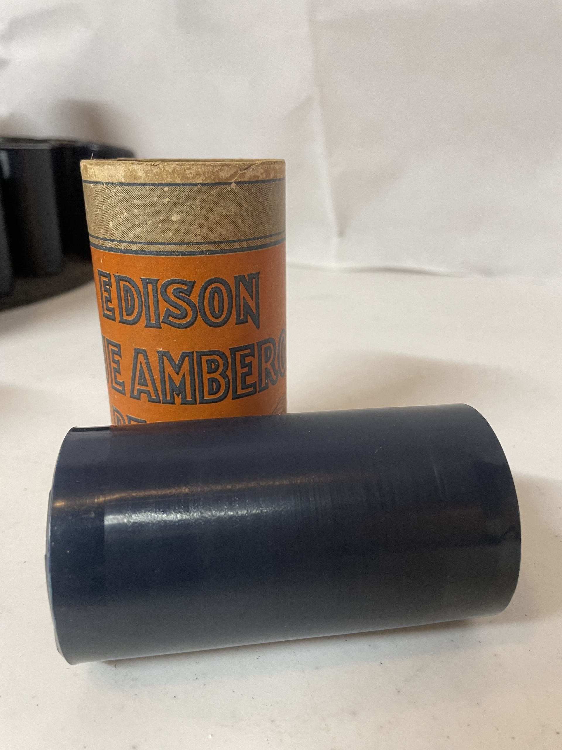 Edison 4 minute cylinder... "Oh! How She could Yacki Hacki Wicki Wacki Woo. That's Love in Honolulu” - Image 4