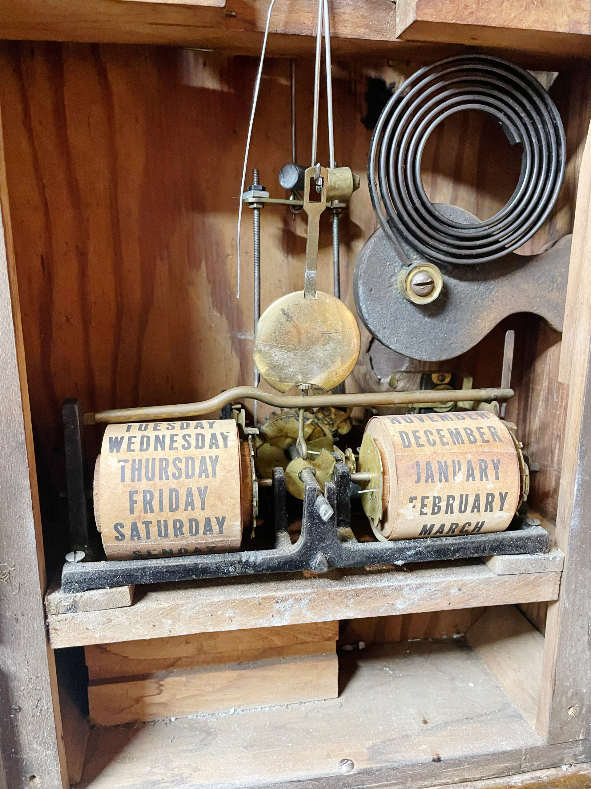 Ithaca Double Calendar “Chronometer” Clock - Image 4