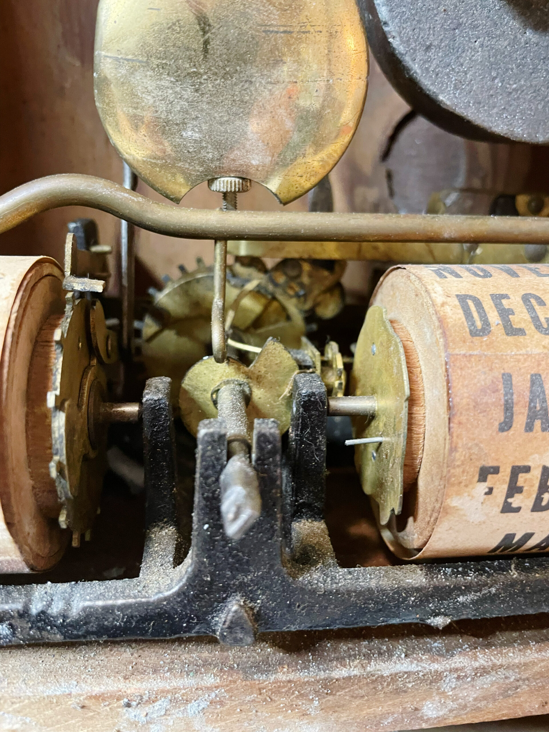 Ithaca Double Calendar “Chronometer” Clock - Image 3