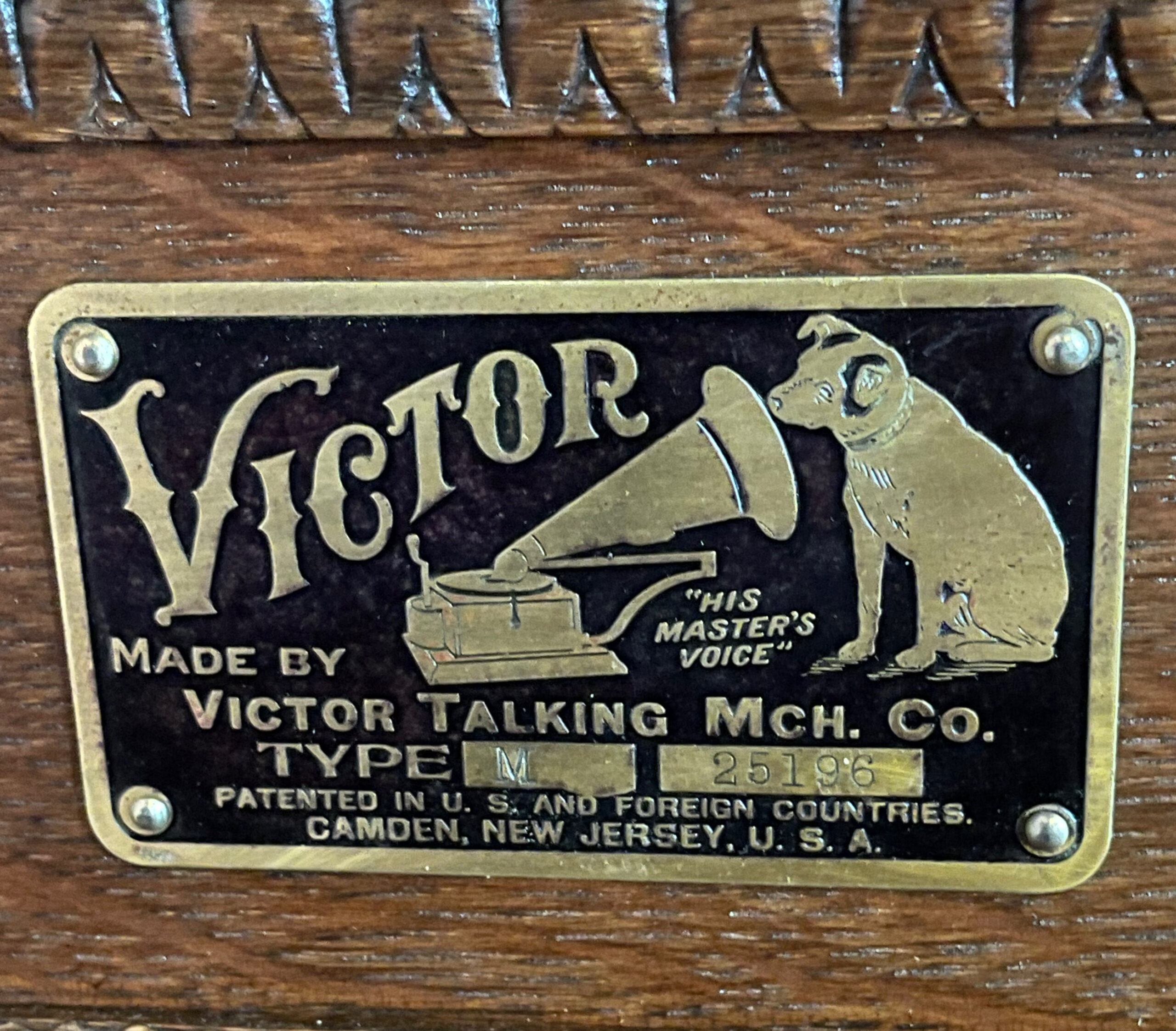 Victor "M" Phonograph - Image 7
