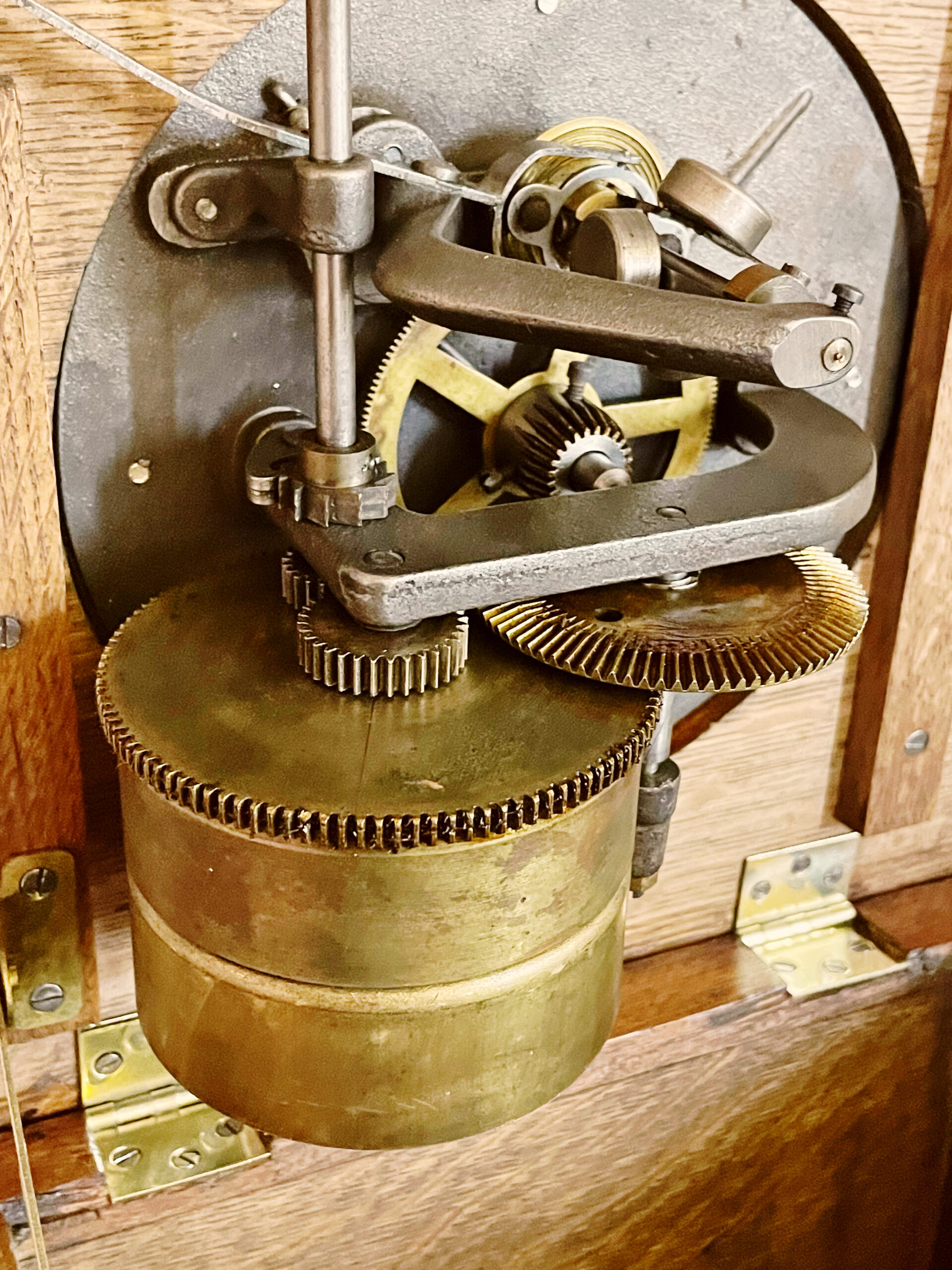 Victor "M" Phonograph - Image 6