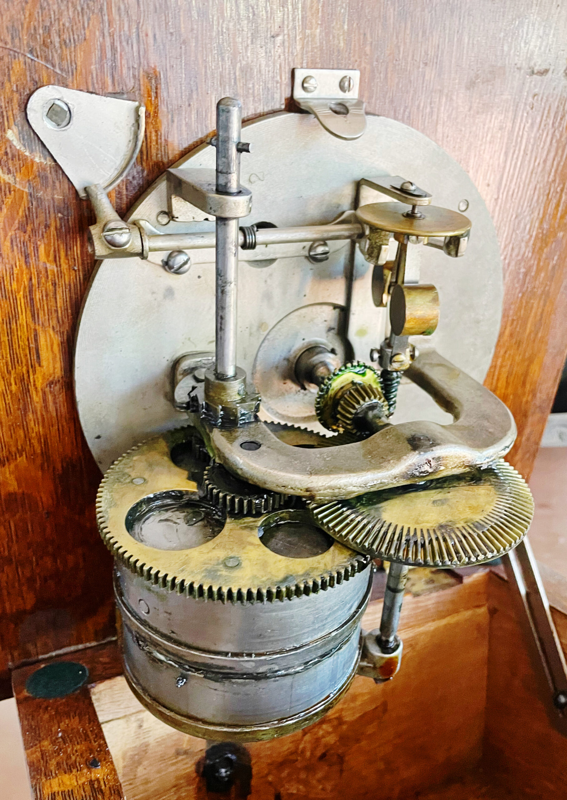 Talk-O-Phone "Ennis" Phonograph - Image 13