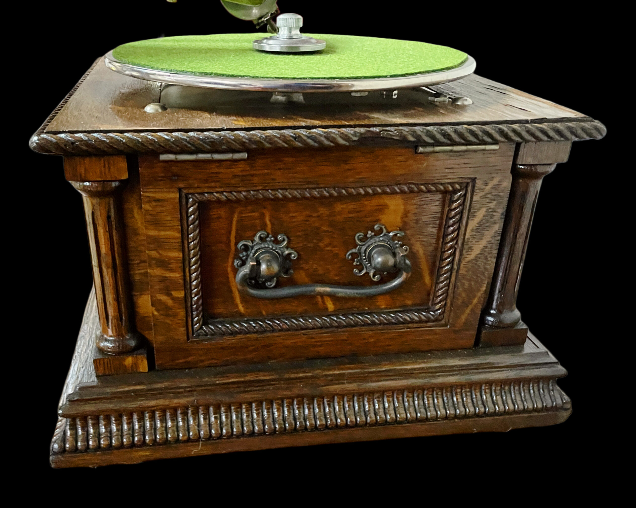 Columbia AH Disc Phonograph (Early Model) - Image 6