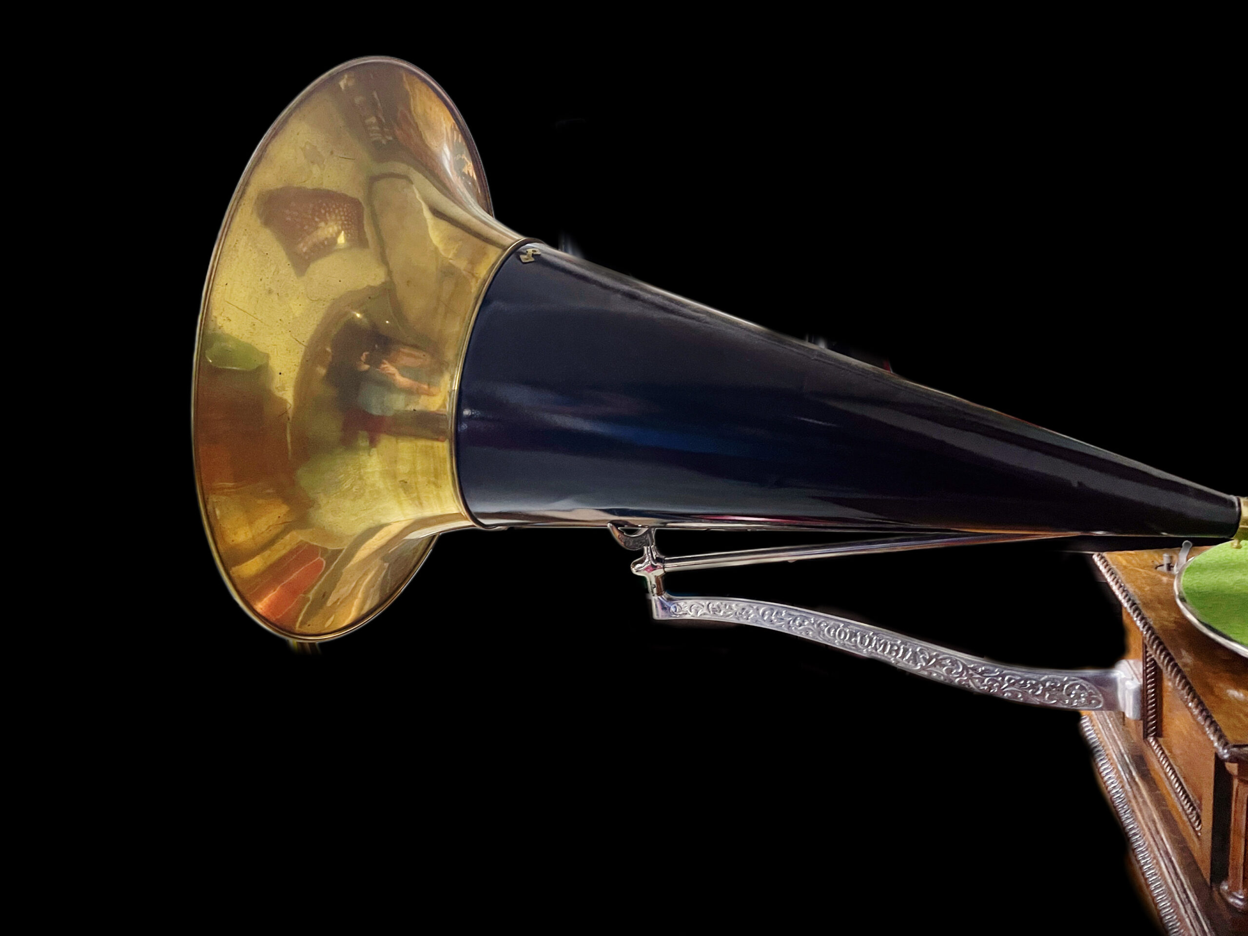 Columbia AH Disc Phonograph (Early Model) - Image 4